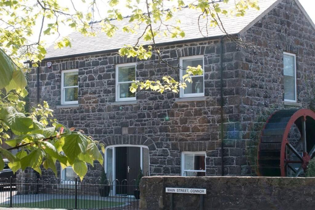 Villa Stone Flax Mill Connor Exterior foto